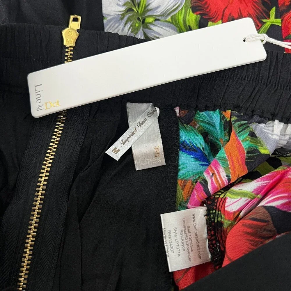Line & Dot Tropical Floral/Leaf Silk Tapered Leg Cropped Pants size M NWT